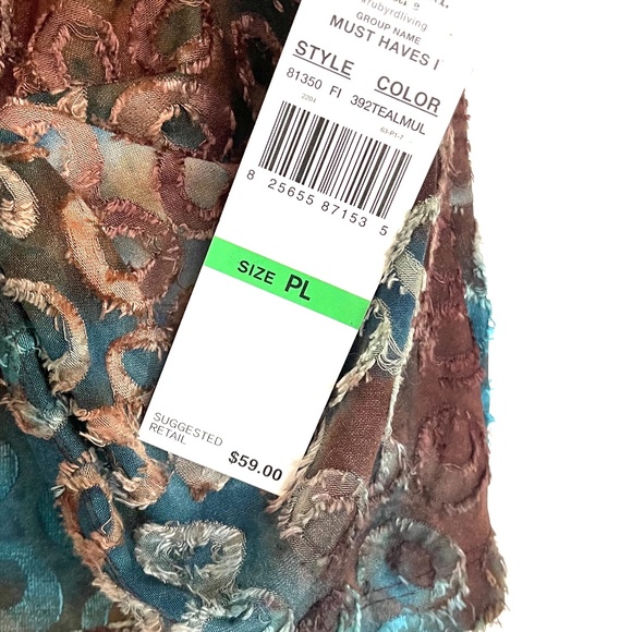 Multi color blouse. -NEW ITEM ( Boho Chic Elegance) - Picture 3 of 4